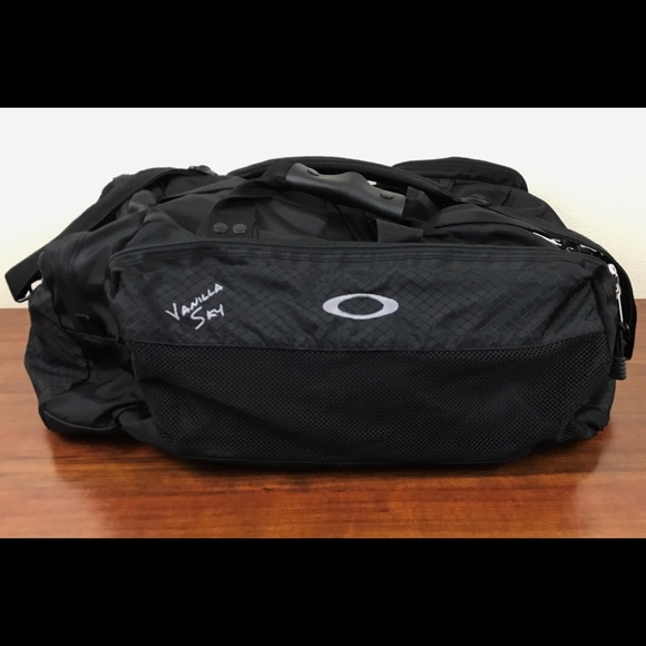 oakley large duffel bag